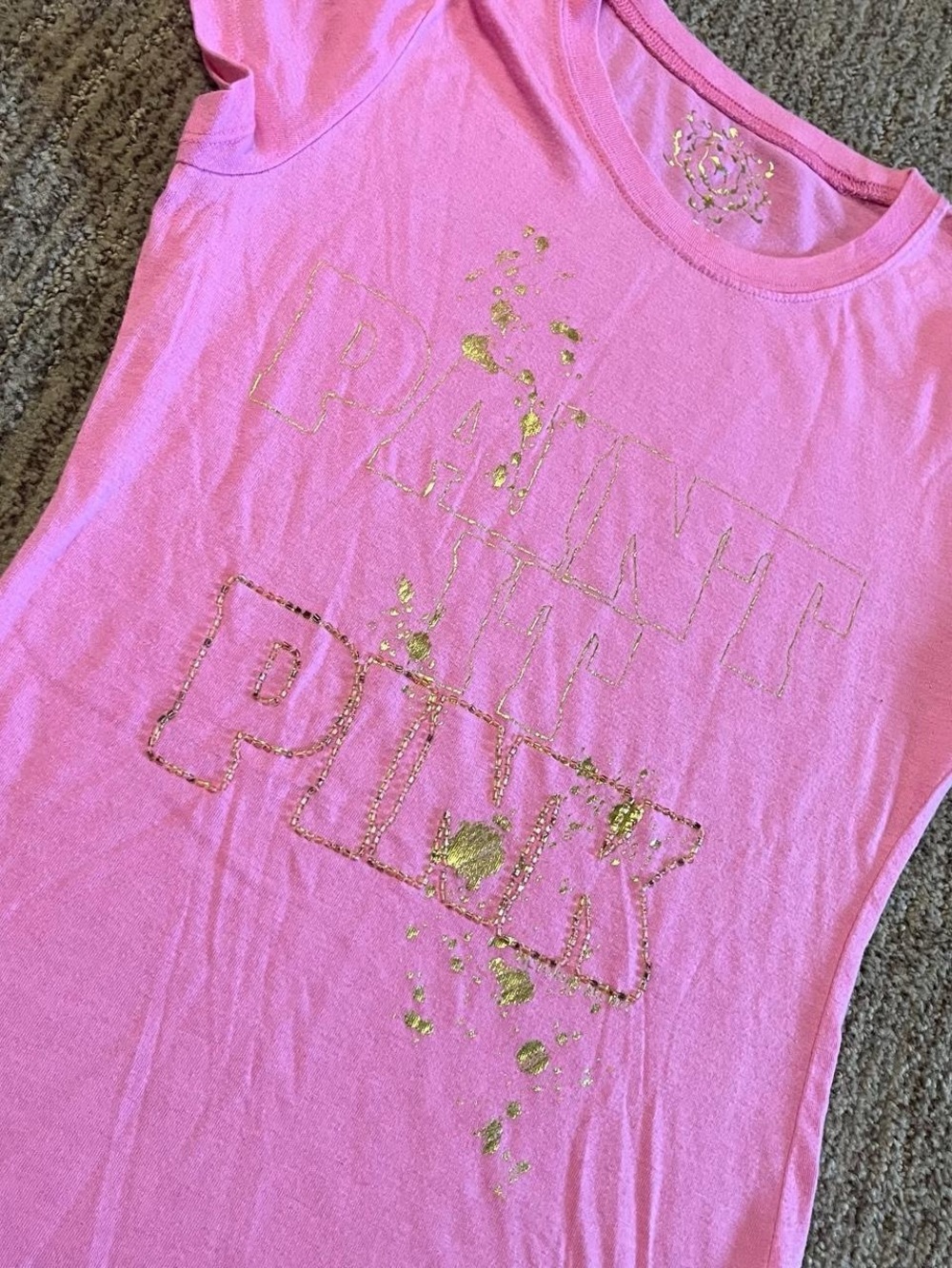 2006 PINK Victoria's Secret Pink Short-Sleeve Tee with Gold Accent - Picture 2 of 5